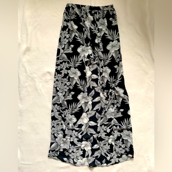 Mimi Chica Maxi Skirt with Built-in Shorts - Picture 1 of 6